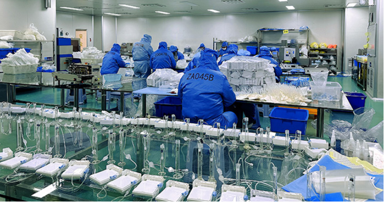 举例说明出生率下降对医疗器械行业带来的影响