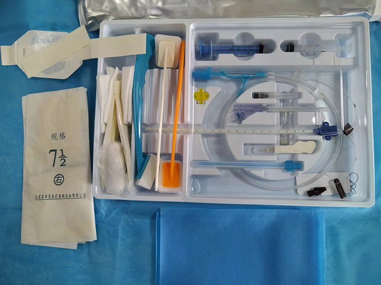 中心静脉导管包的使用方法