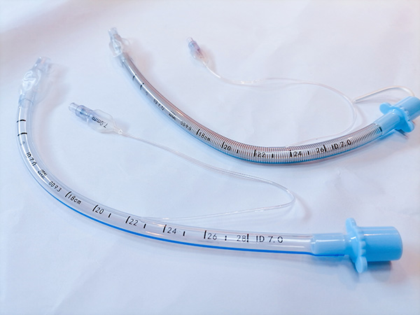 加强型气管插管与常规气管插管在机械通气中的性能对比