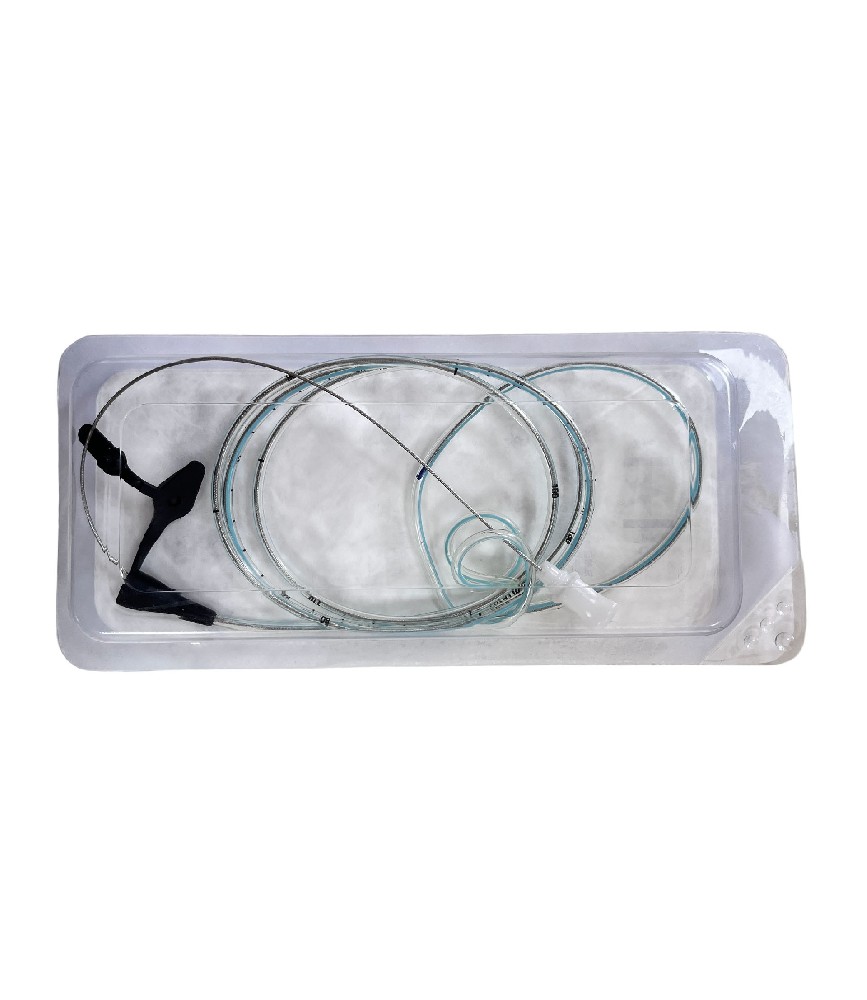 鼻饲管患者突发呛咳、呼吸困难，应如何紧急处理？