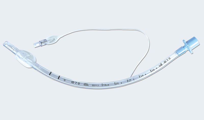 气管插管引发喉痉挛的风险因素及紧急处理方法是什么？